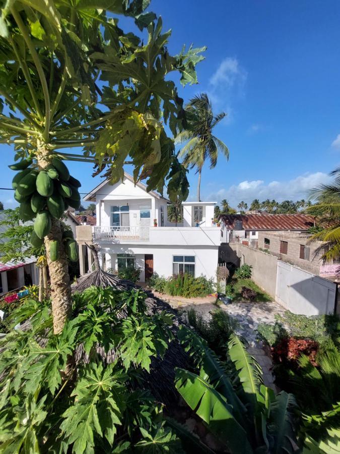 Karibu House Bed & Breakfast Paje Bagian luar foto