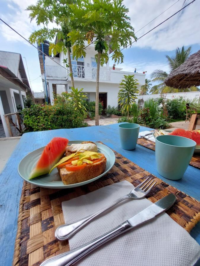 Karibu House Bed & Breakfast Paje Bagian luar foto